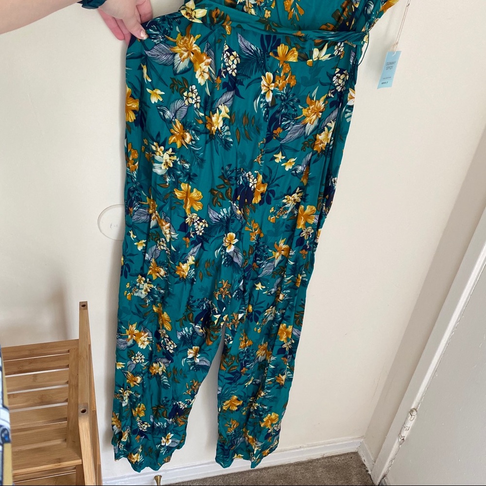Green Floral Jumpsuit with Tie waist - Picture 4 of 8